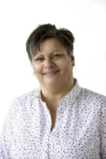 Nicole Andrea Amos